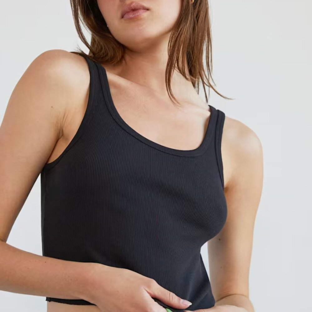 Aritzia Sunday Best Carey Cropped Tank